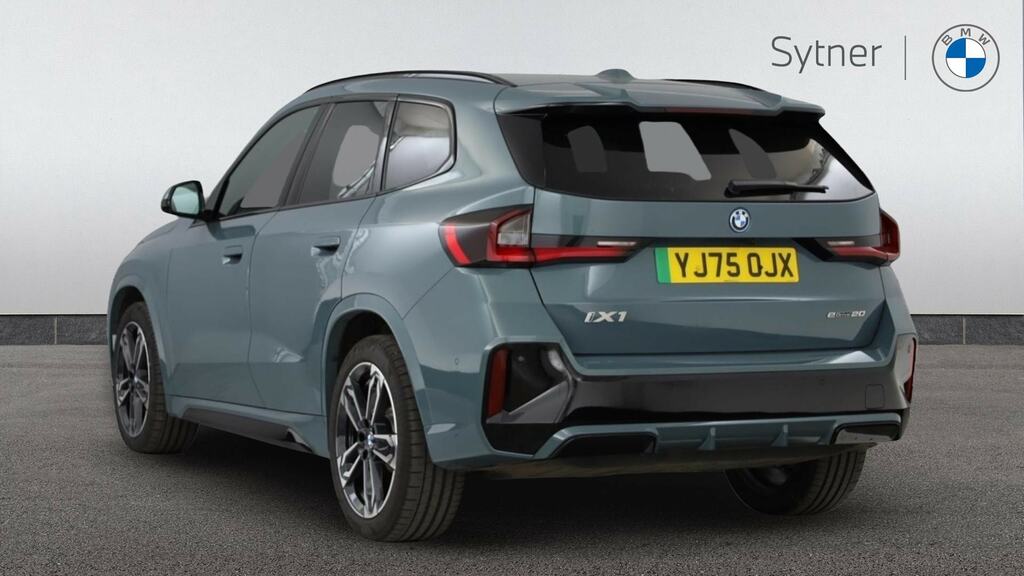BMW iX1 150Kw Edrive20 Shadow Edition 65Kwh Green #2