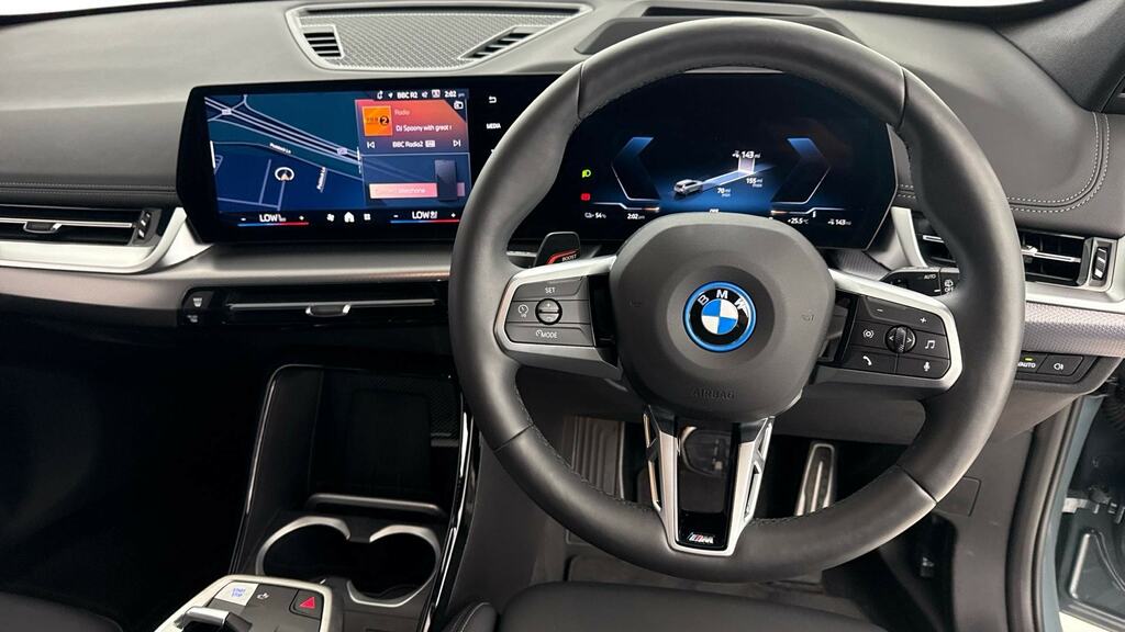 BMW iX1 150Kw Edrive20 Shadow Edition 65Kwh Green #5