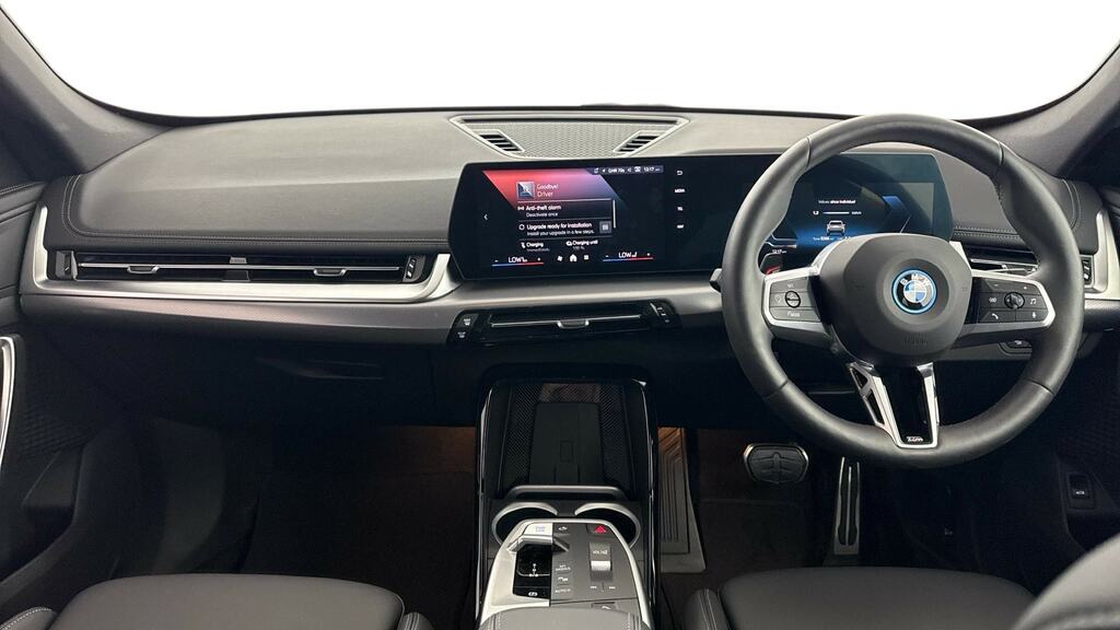 BMW iX1 150Kw Edrive20 M Sport 65Kwh Techpro Green #4
