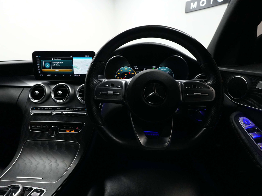 Mercedes-Benz C Class Amg Line Premium D #4