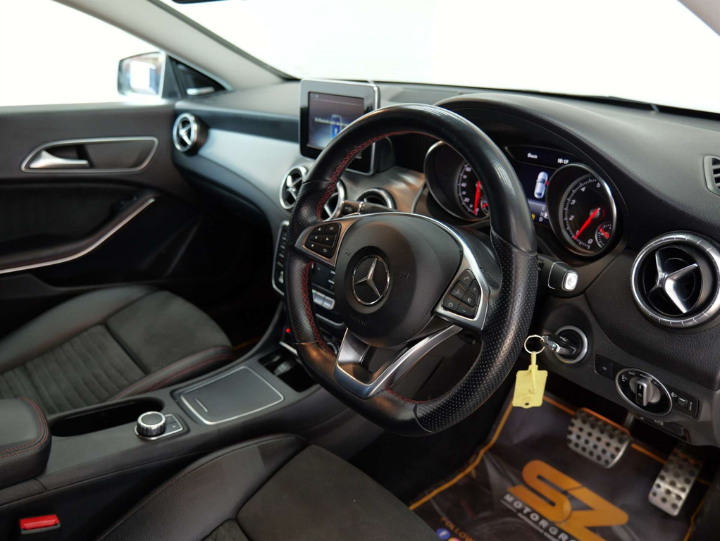 Mercedes-Benz CLA Class Amg Line Edition  #6