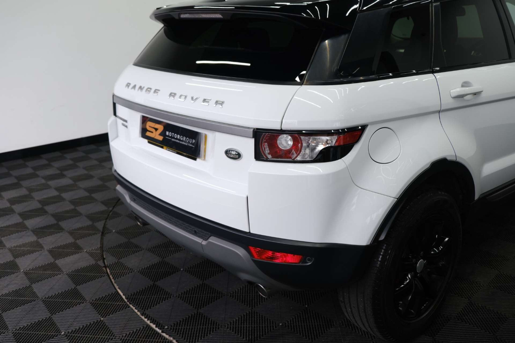 Land Rover Range Rover Evoque Estate Td4 Se Mot February 2024 Finance Availa White #33
