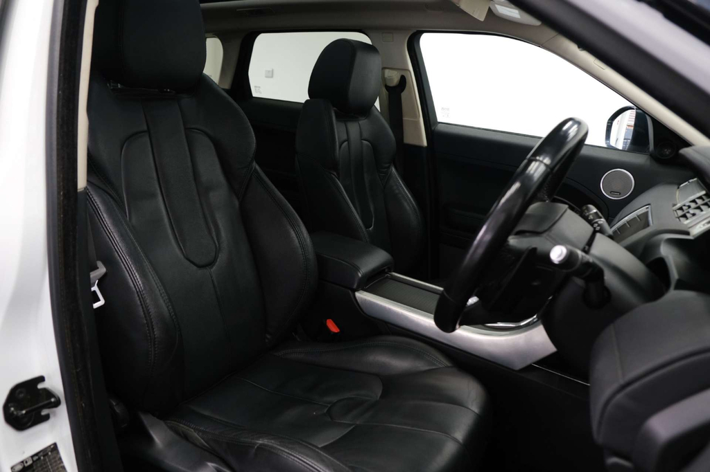 Land Rover Range Rover Evoque Estate Td4 Se Mot February 2024 Finance Availa White #9