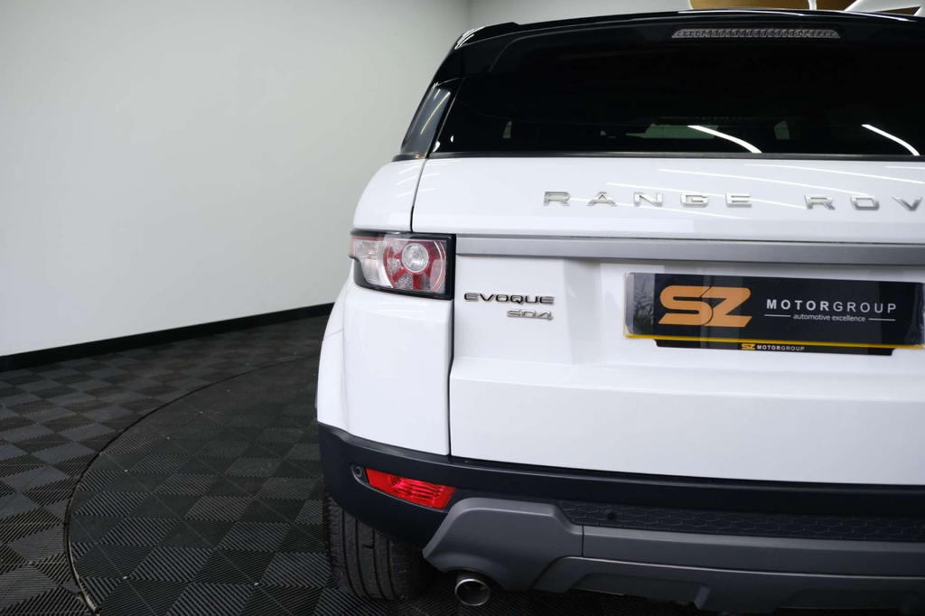 Land Rover Range Rover Evoque Estate Td4 Se Mot February 2024 Finance Availa White #57