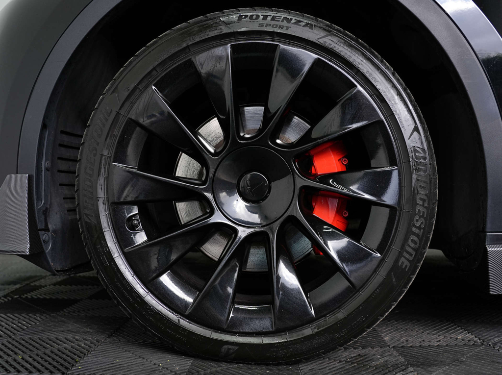 Tesla Model Y Long Range Awd 4Wd #3