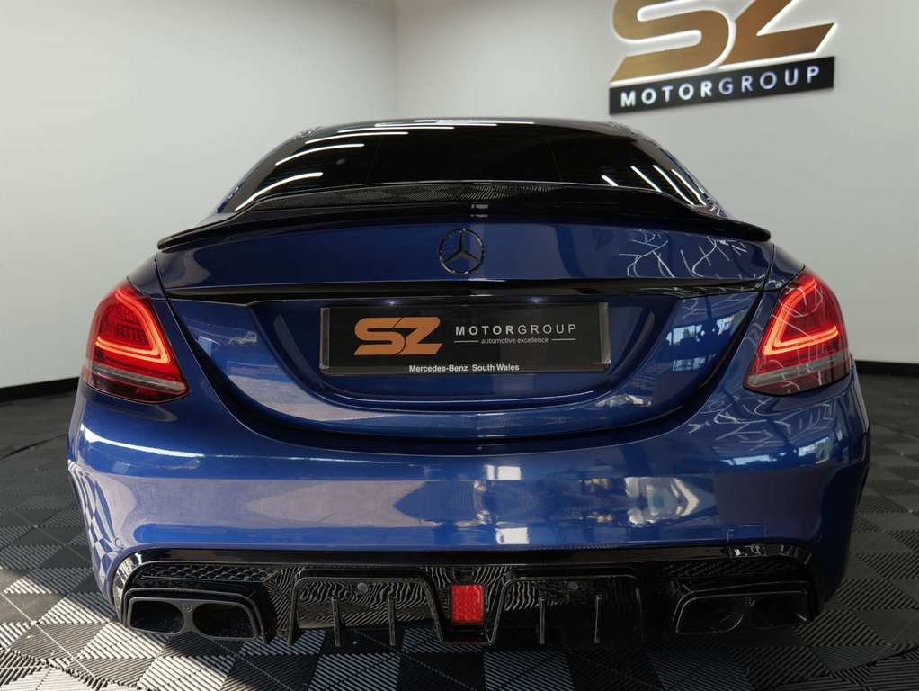 Mercedes-Benz C Class Amg Line Premium D #3