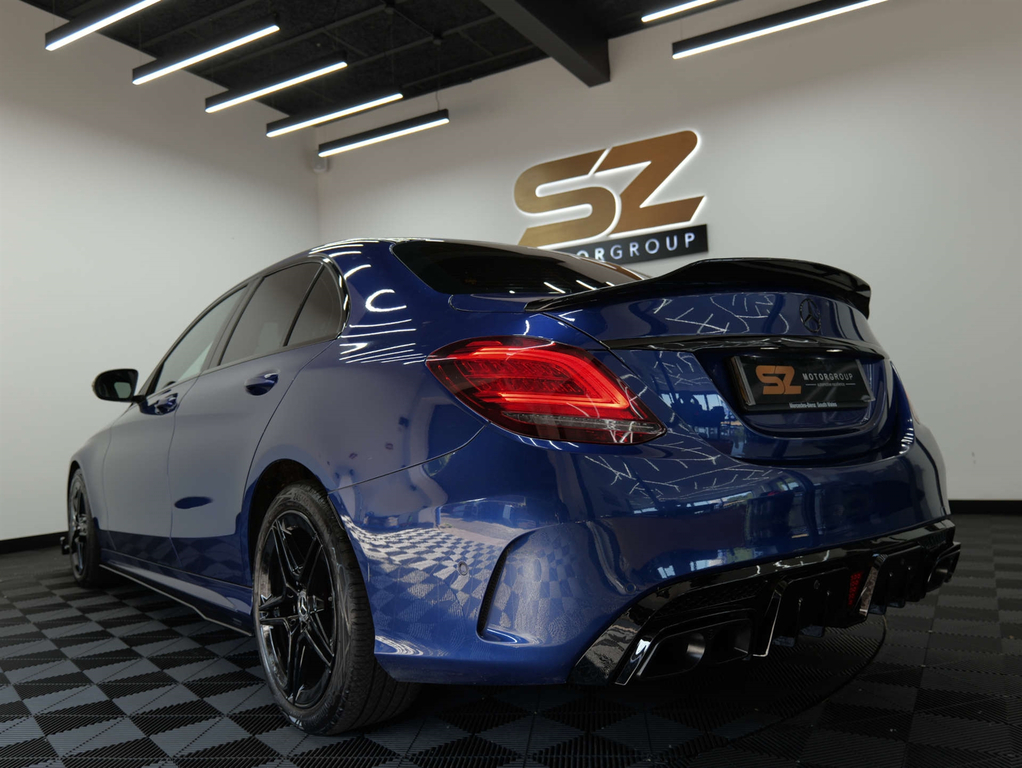 Mercedes-Benz C Class Amg Line Premium D #2