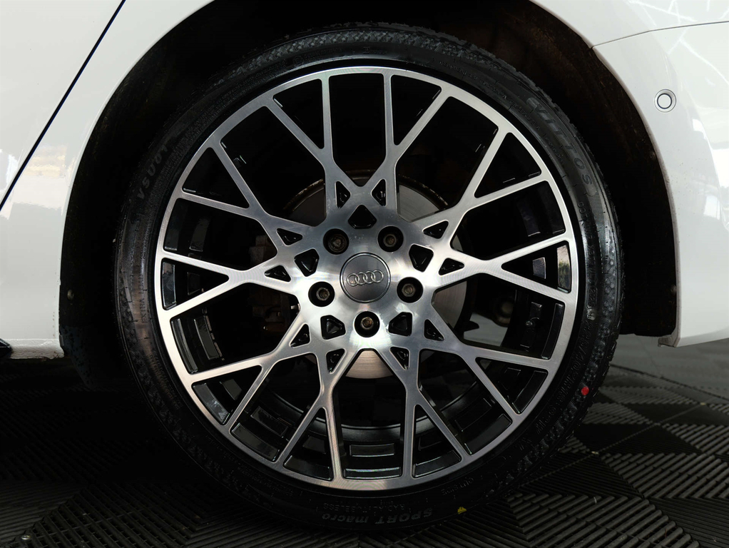 Audi A3 Sportback 35 Tdi S Line  #5