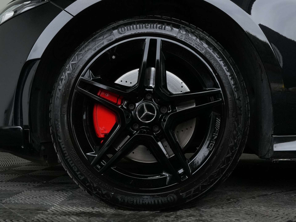 Mercedes-Benz A Class Amg Line Edition Executive D  #4