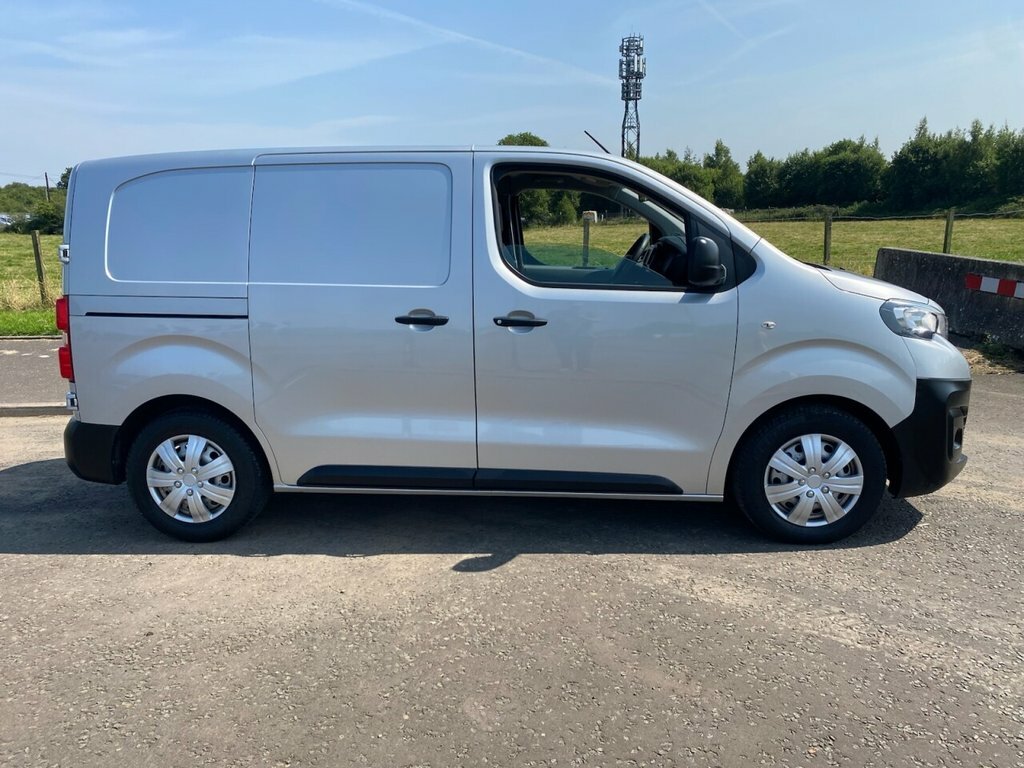 Peugeot Expert 1.6L Professional 6Dr Silver #2