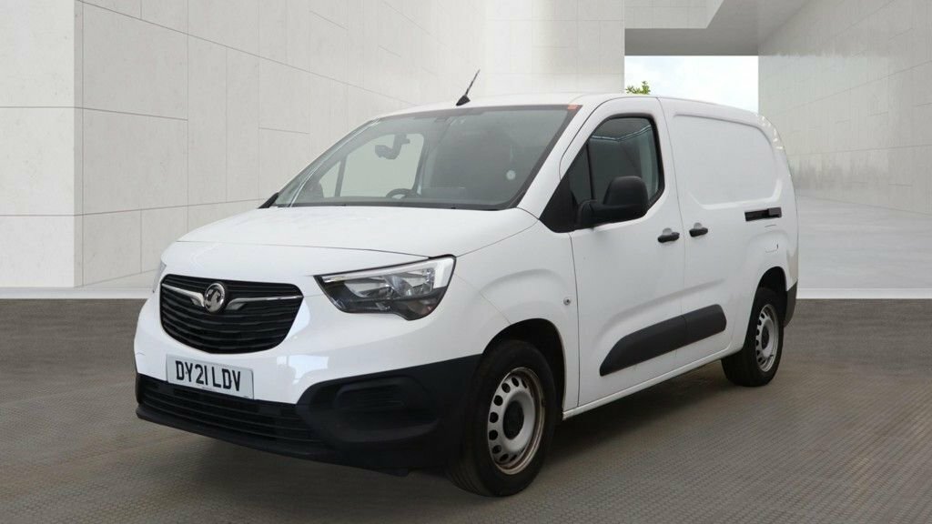 Vauxhall Combo 1.5L Edition White