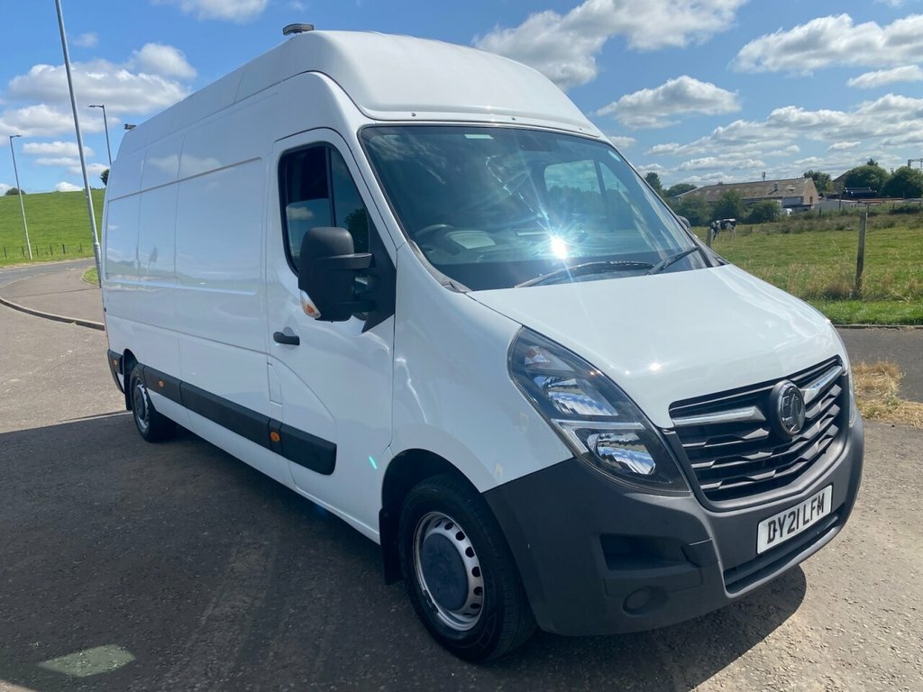 Vauxhall Movano 2.3L Edition White