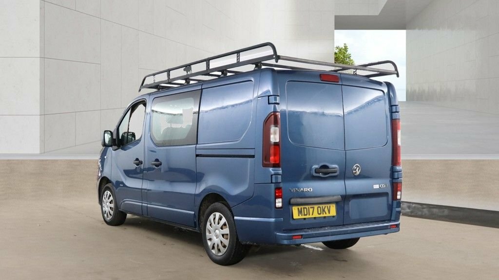 Vauxhall Vivaro 1.6L Sportive Blue #2