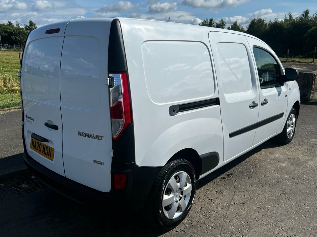 Renault Kangoo Maxi Combi White #2