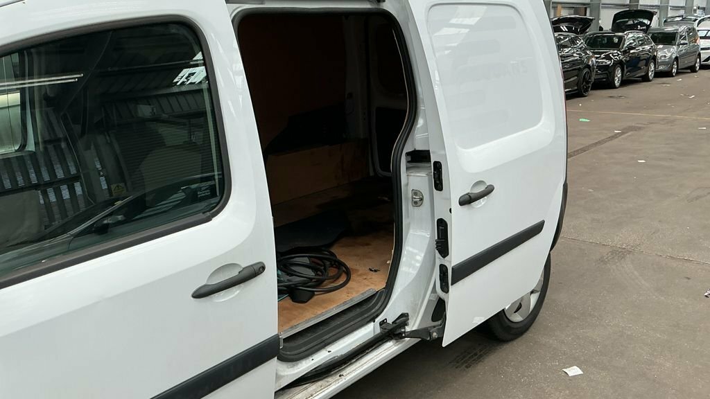 Renault Kangoo Maxi Combi White #5