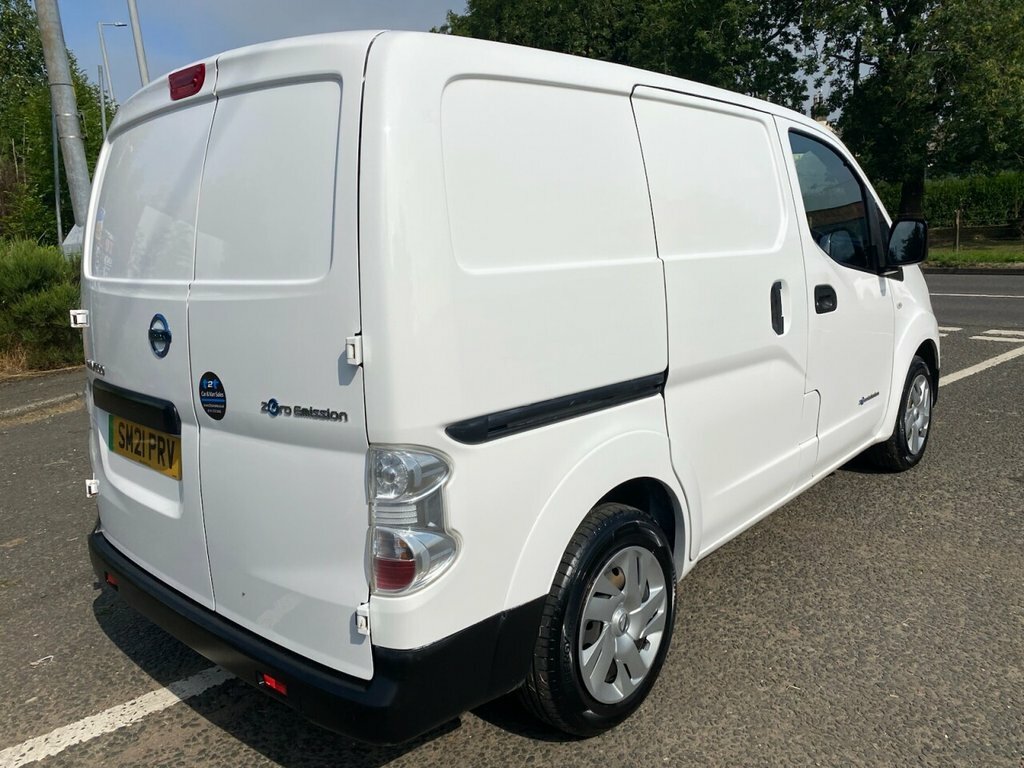 Nissan e-NV200 Mpv White #3