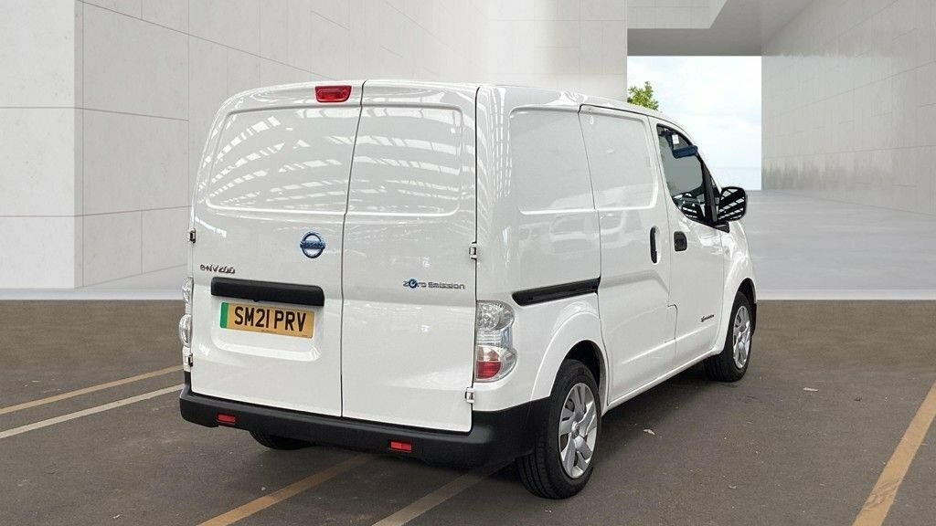 Nissan e-NV200 Mpv White #3
