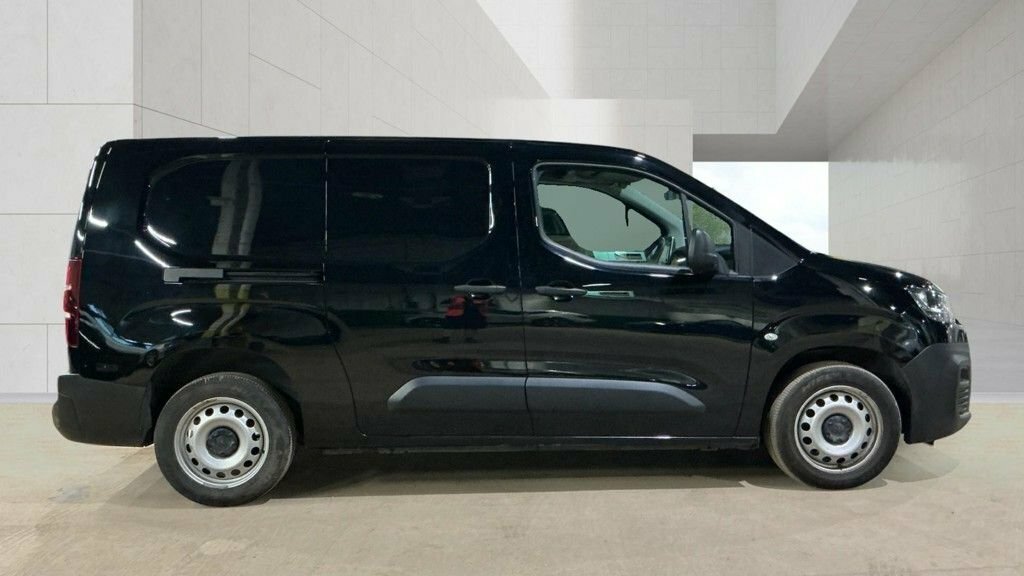 Citroen Berlingo 1.5L Enterprise Xl Edition 6Dr Black #4