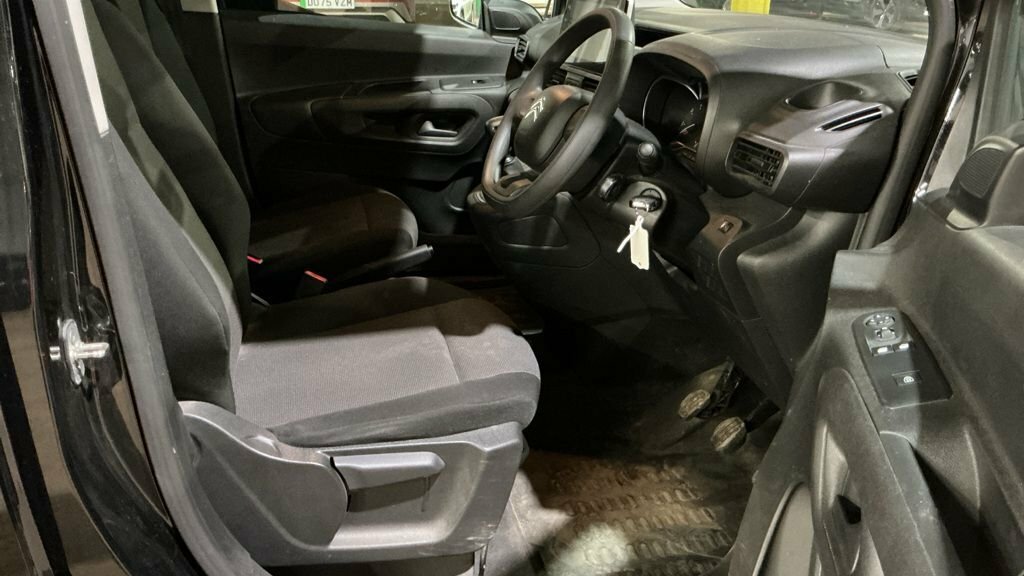 Citroen Berlingo 1.2 Puretech 130 Flair Xtr XL Eat8 7 Seat 20 White #8