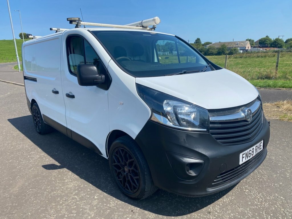 Vauxhall Vivaro Mpv White