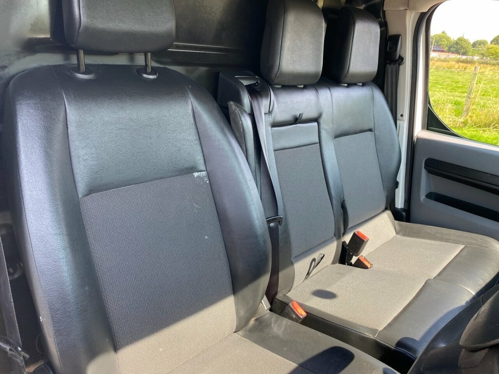 Citroen Dispatch Mpv White #11