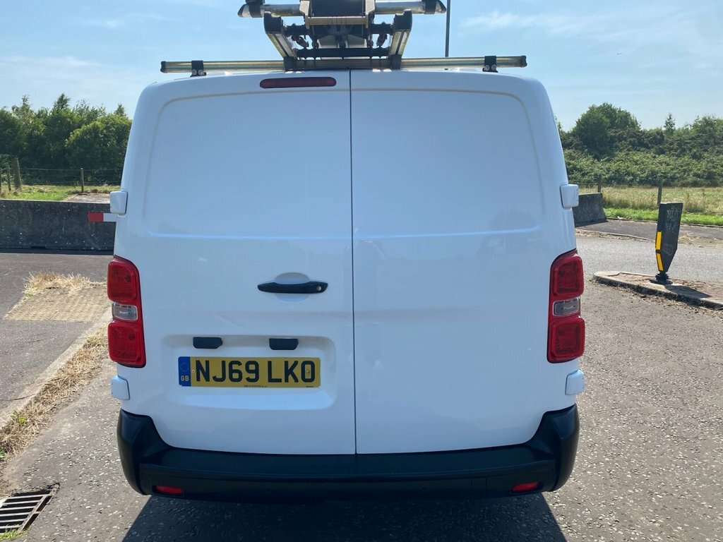 Citroen Dispatch Mpv White #14