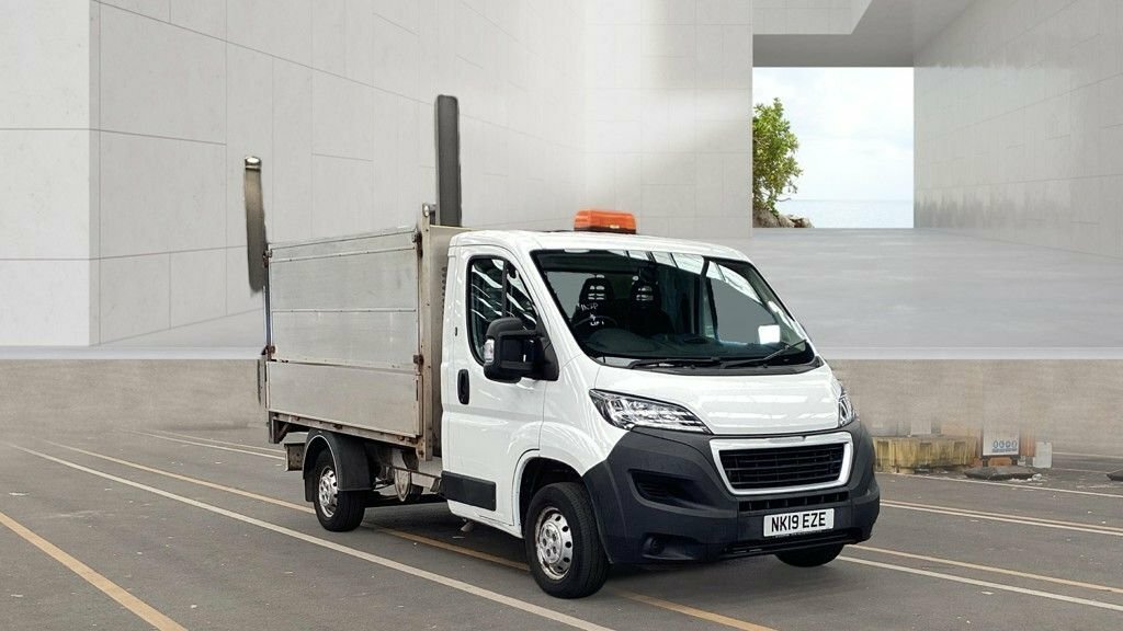 Peugeot Boxer Diesel White