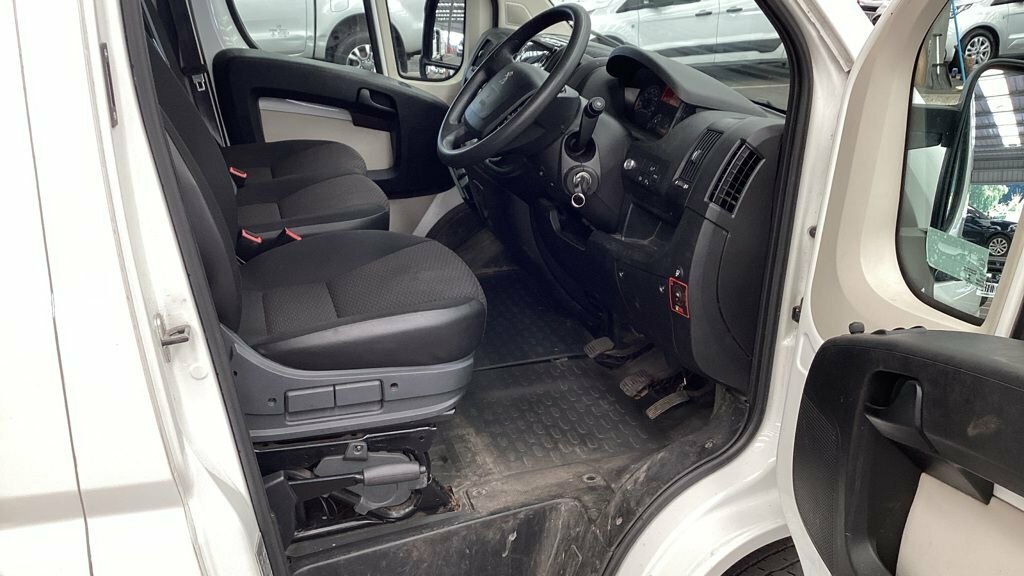 Peugeot Boxer Mpv Blue #8