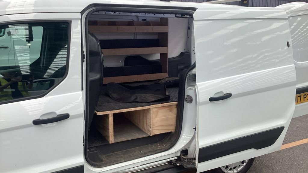 Ford Transit Connect 1.5L Trend White #6