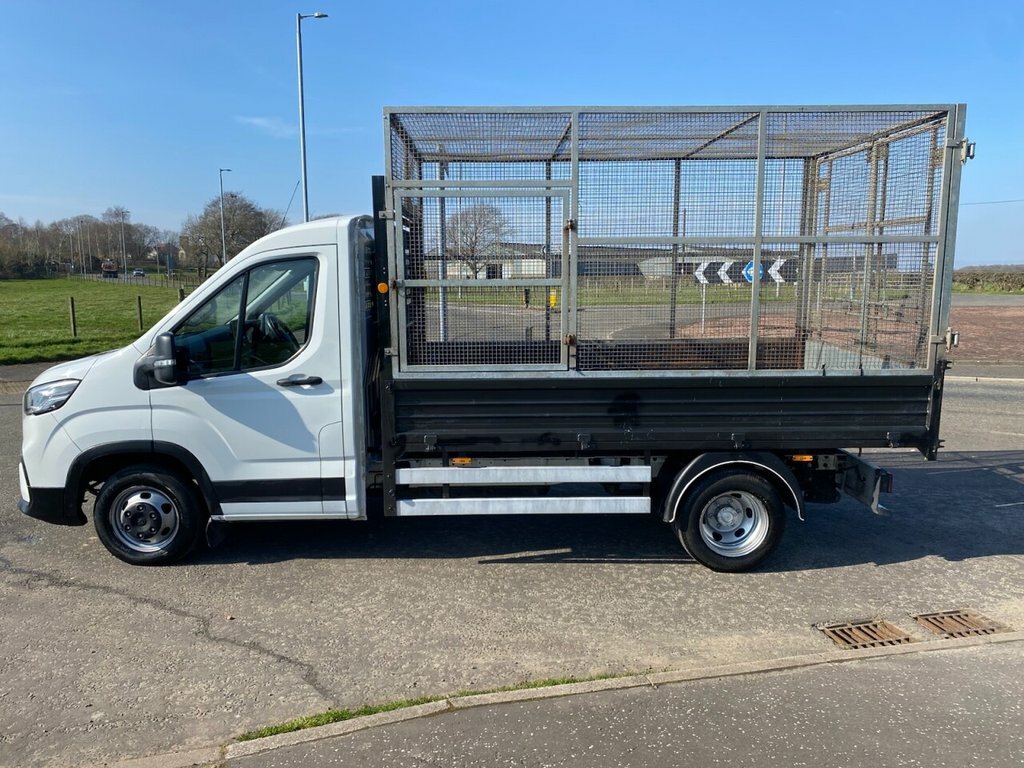 Maxus Deliver 9 Luton 2.0 D20 Luton Work Ready Rwd L4 Euro 6 White #10