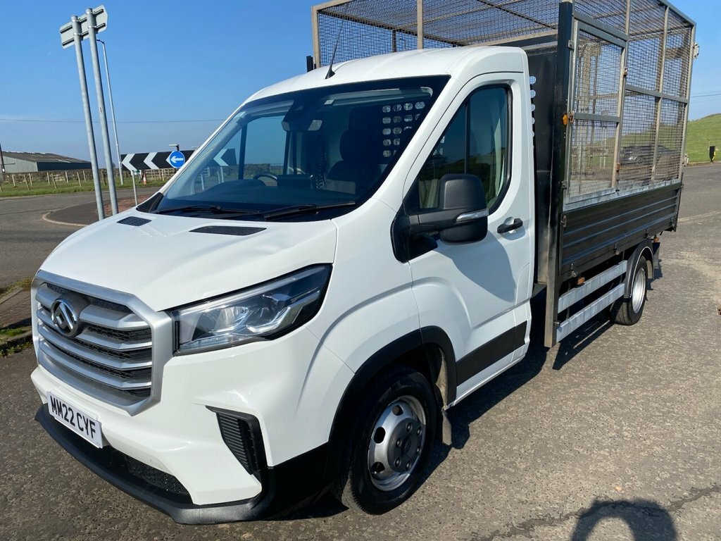 Maxus Deliver 9 Luton 2.0 D20 Luton Work Ready Rwd L4 Euro 6 White #9