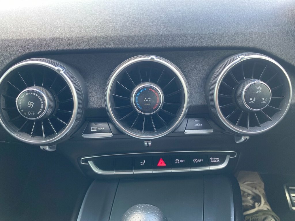 Audi TT 1.8 Tfsi S Line Euro 6 Ss White #24
