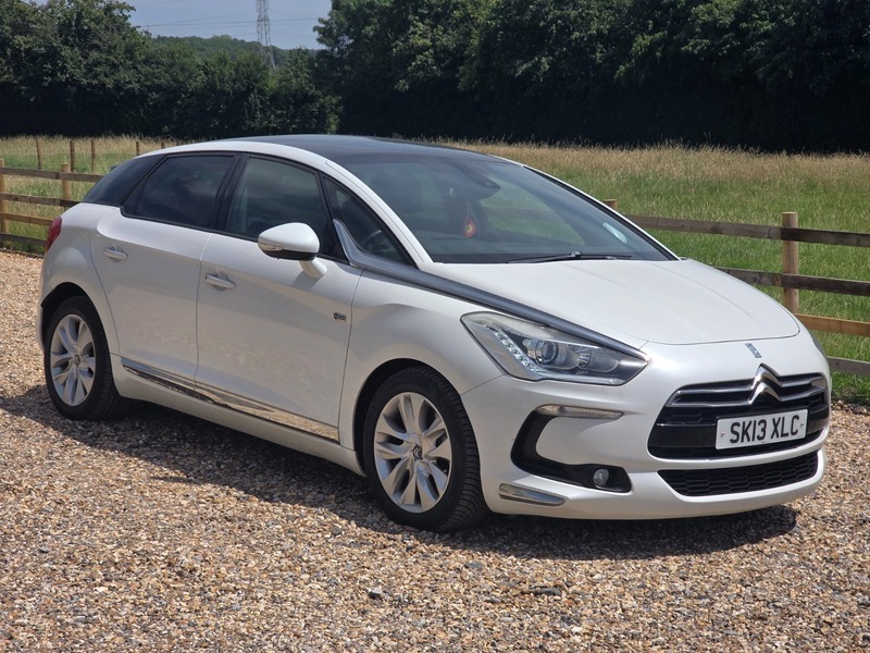 Citroen DS5 Hybrid4 Dstyle Egs White #4