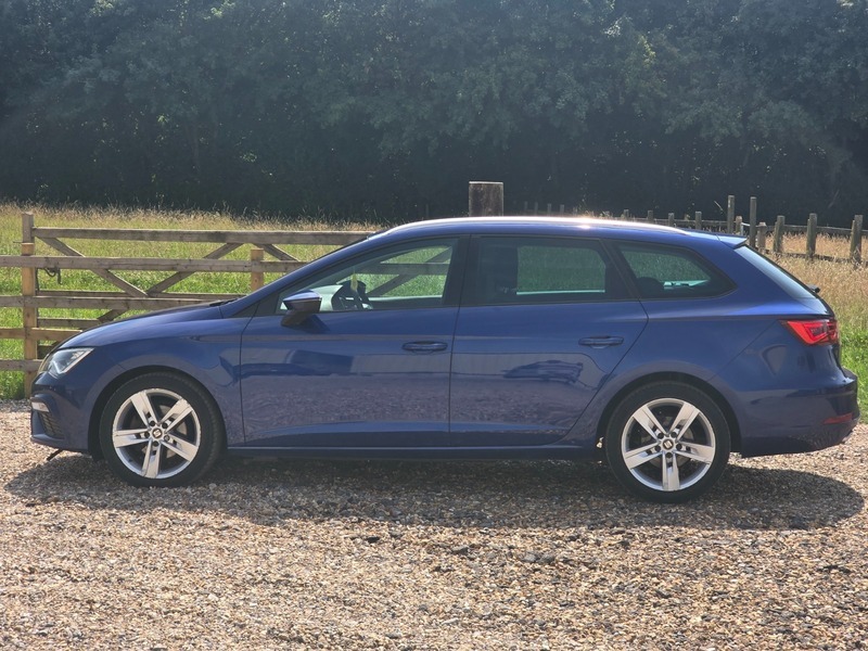 Seat Leon Tsi Evo Fr DK68VUJ Blue #2