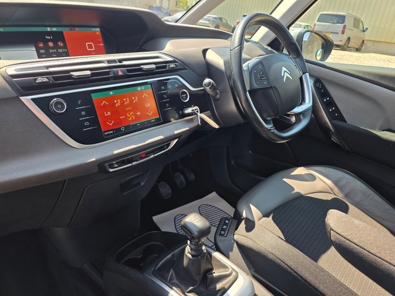 Citroen C4 Feel Red #37