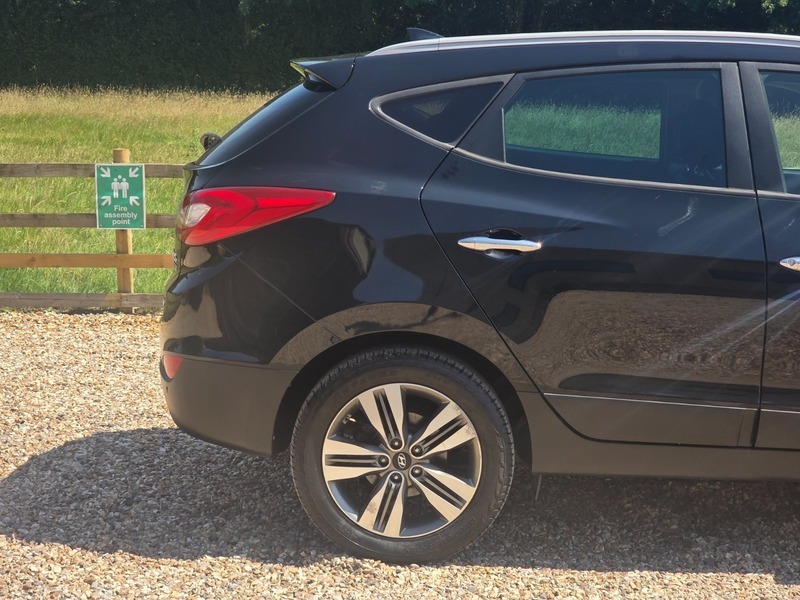 Hyundai Ix35 Crdi Premium Black #5