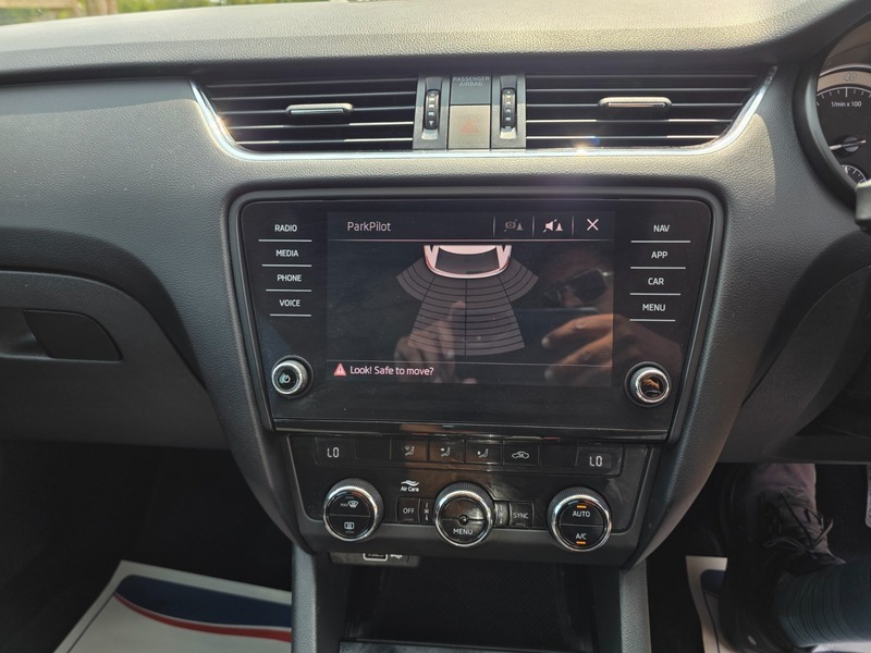 Skoda Octavia 1.6 Se L #21