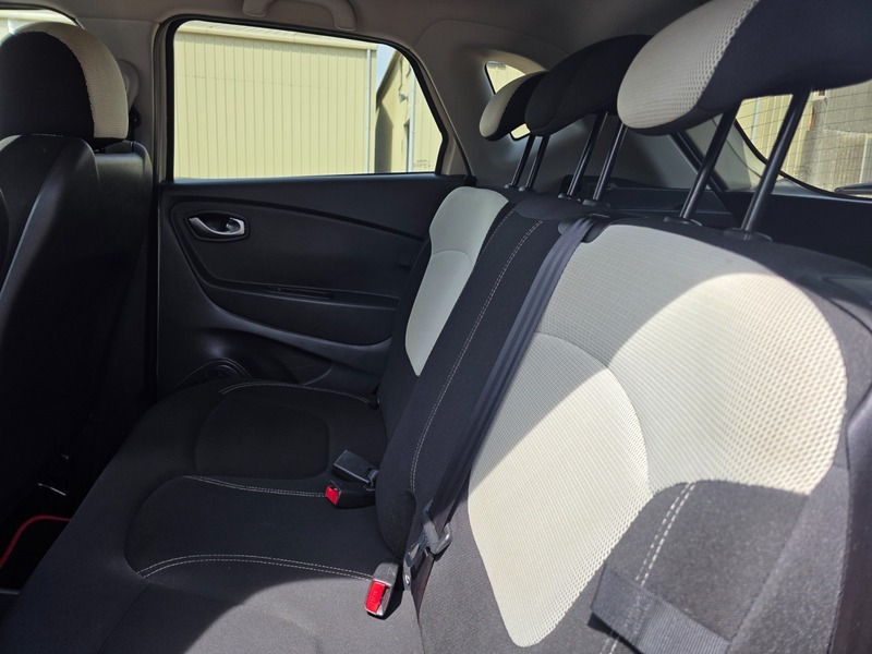 Renault Captur 1.5 Dci 110 Signature X Nav Hatchback Beige #22