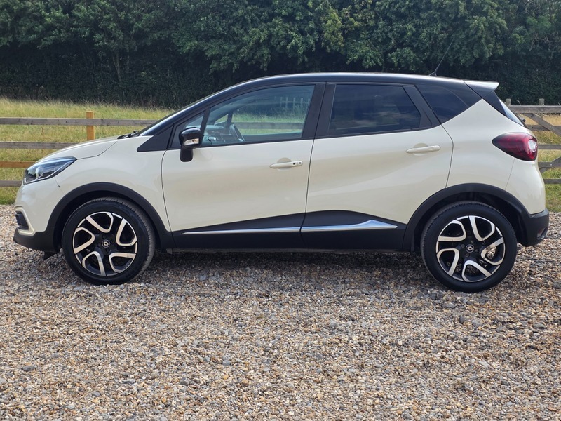 Renault Captur 1.5 Dci 110 Signature X Nav Hatchback Beige #10