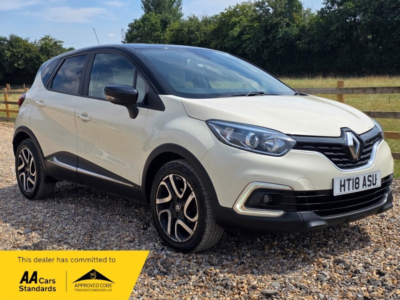 Renault Captur Iconic Tce Brown