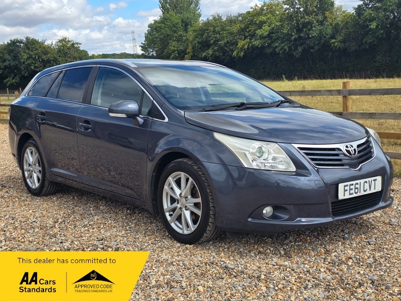 Toyota Avensis Valvematic Tr Blue