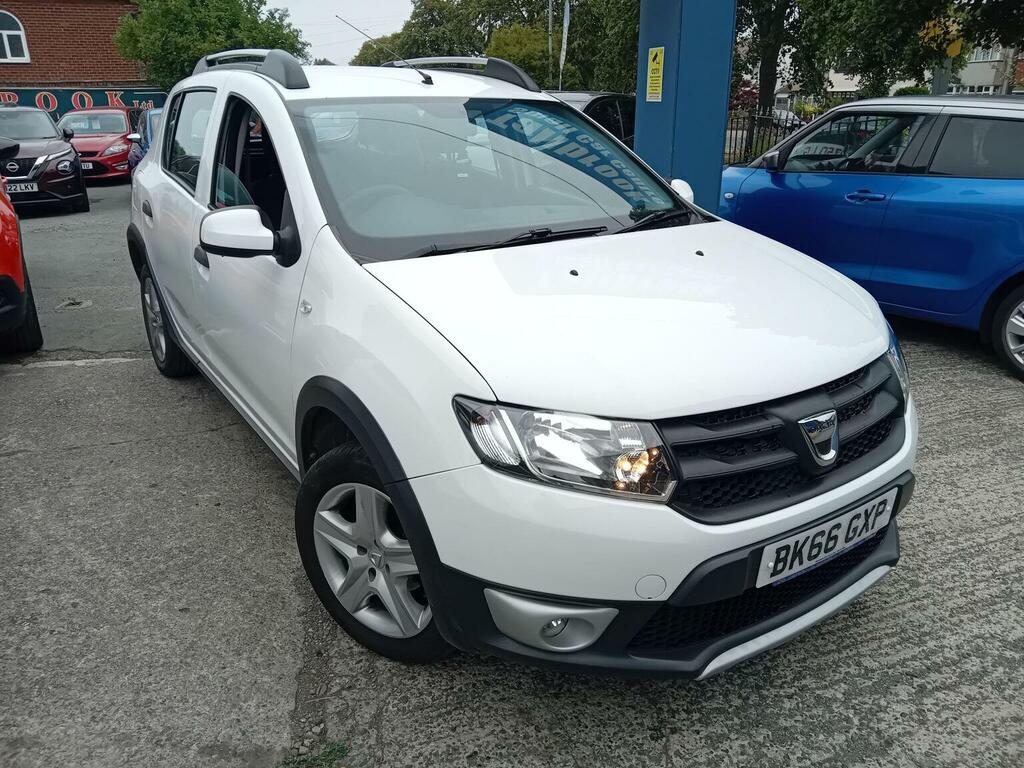 Dacia Sandero Stepway Hatchback 1.5 Dci Ambiance Euro 6 Ss 2016 BK66GXP White #3
