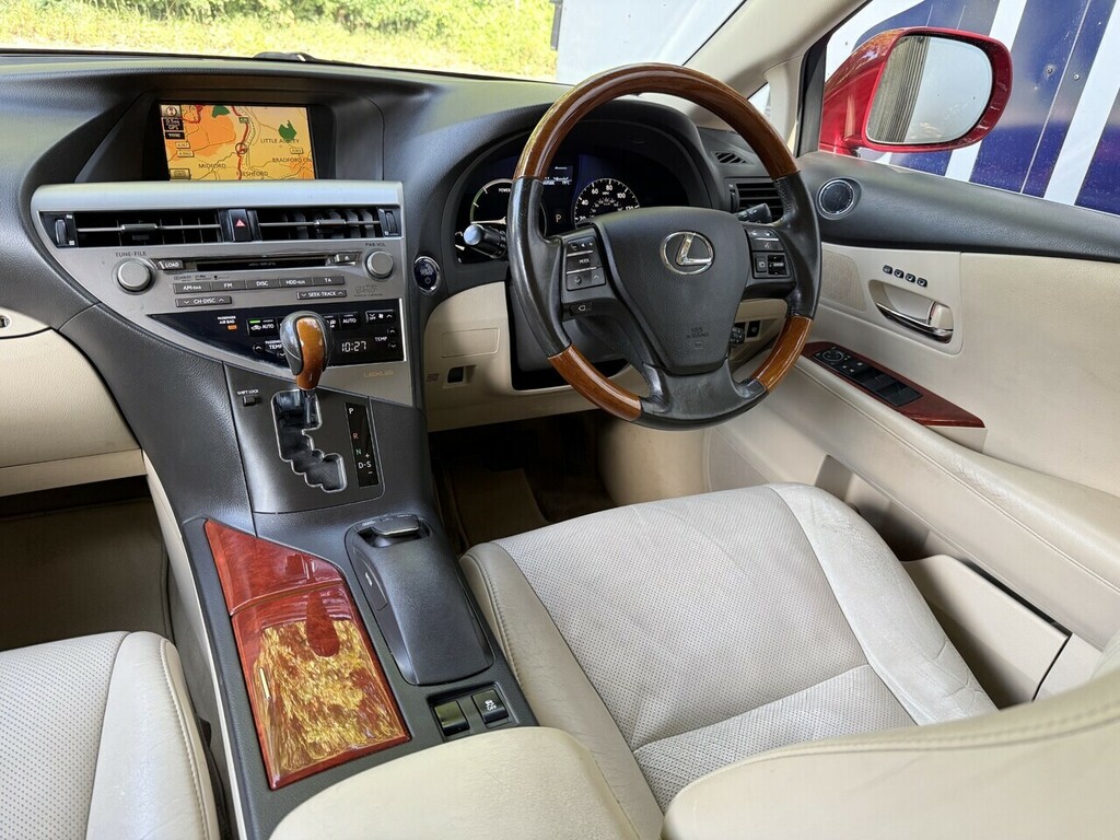 Lexus RX Estate White #7
