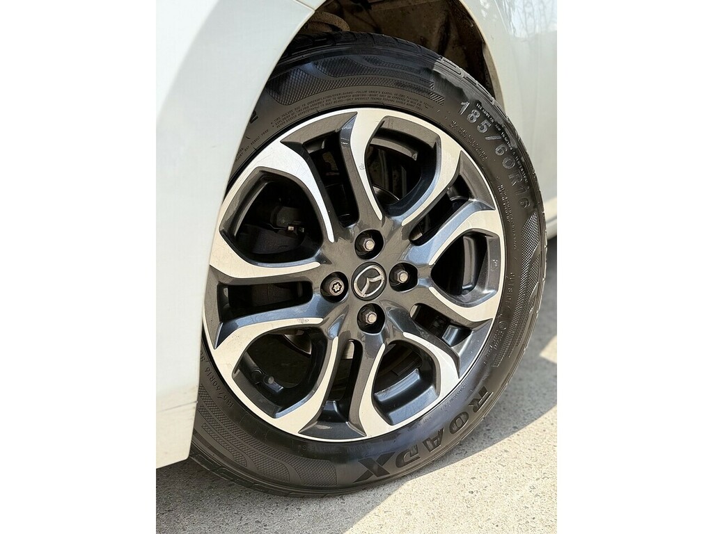 Mazda 2 1.5 Skyactiv-g Se-l Nav Euro 6 Ss Grey #9