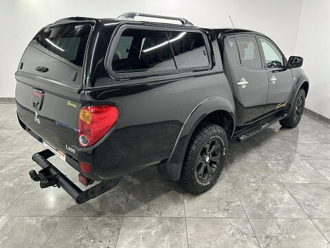 Mitsubishi L200 2.5 Di-d Warrior Black #6