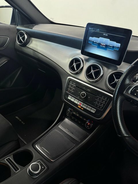 Mercedes-Benz GLA Class 1.6 Gla200 Sport Suv Euro 6 Ss 156 Grey #17
