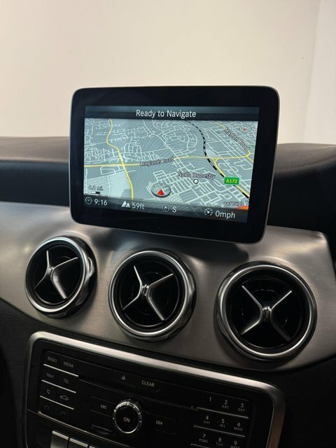 Mercedes-Benz GLA Class 1.6 Gla200 Sport Suv Euro 6 Ss 156 Grey #21