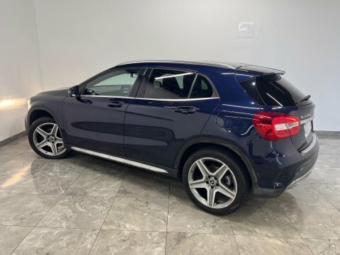 Mercedes-Benz GLA Class 2.1 Gla200d Amg Blue #6