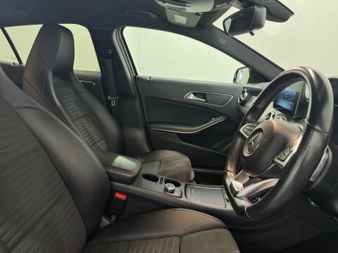 Mercedes-Benz GLA Class 1.6 Gla200 Sport Suv Euro 6 Ss 156 Grey #10