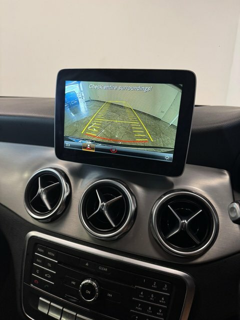 Mercedes-Benz GLA Class 1.6 Gla200 Sport Suv Euro 6 Ss 156 Grey #22